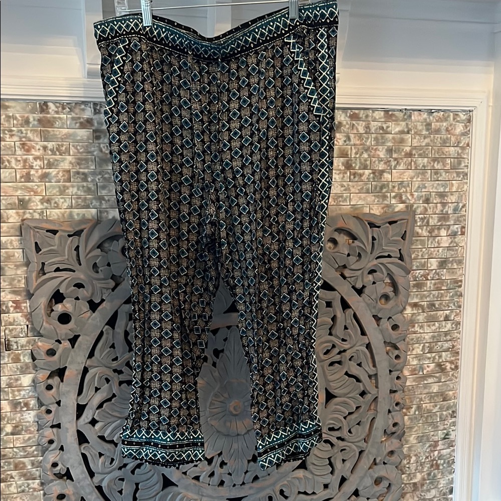 Anthropologie Geometric Black and Blue Cropped Pants